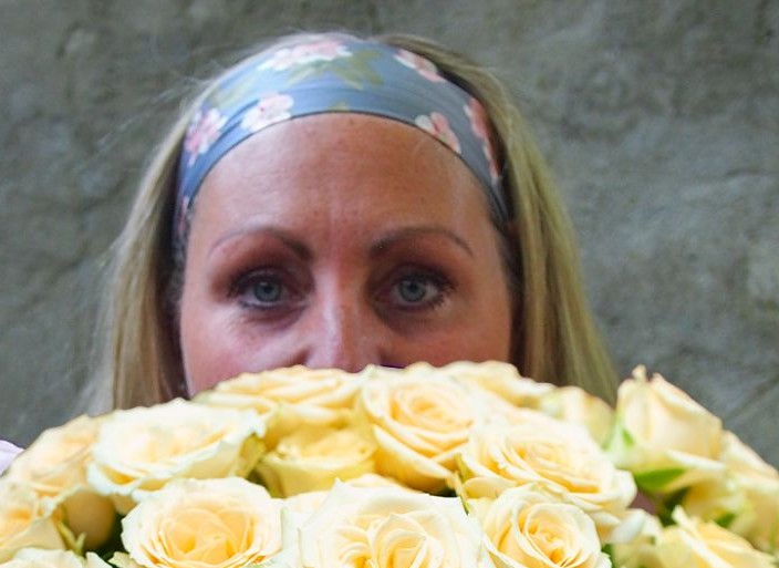 You are currently viewing Fairy Nuff Flowers: The Florally Frilly World Of Steph